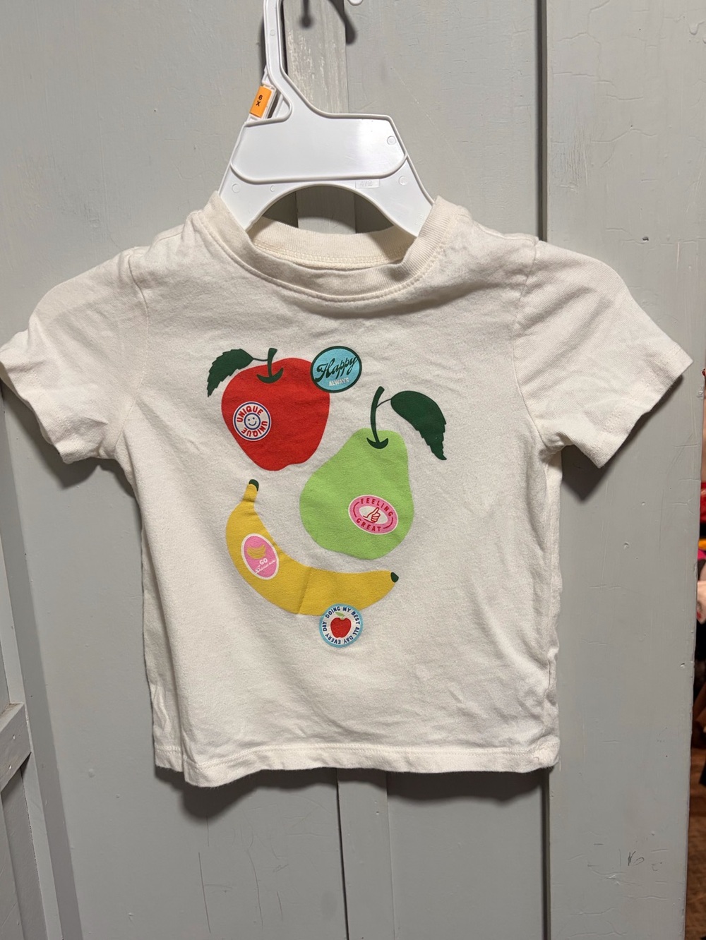 Kids old navy shirt size 3t